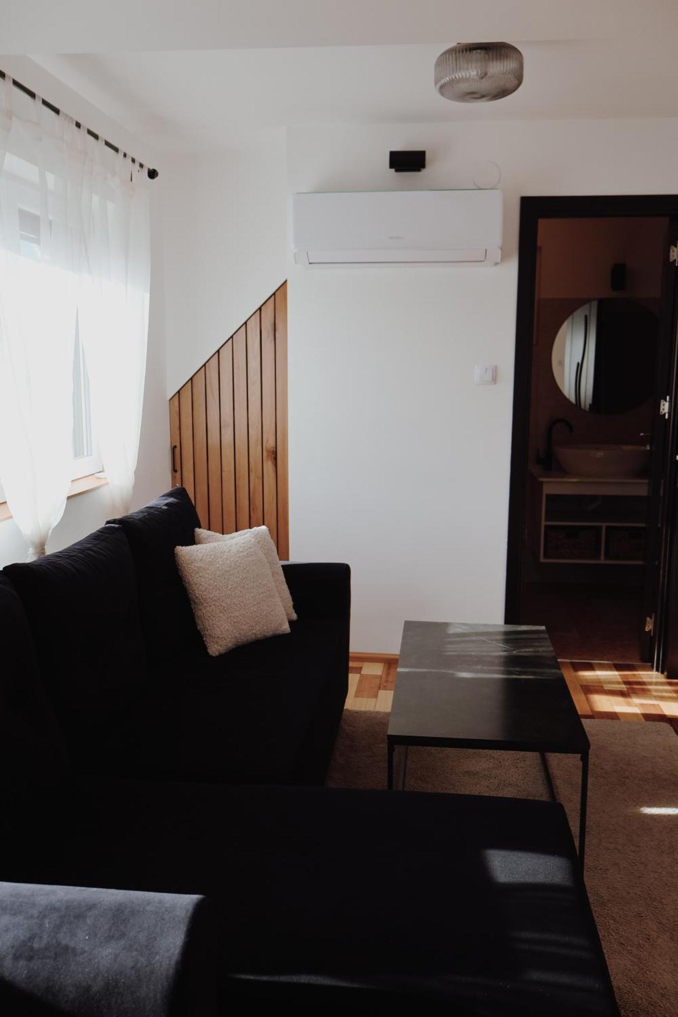 אודורהיו סקוייסק Doux Apartman מראה חיצוני תמונה