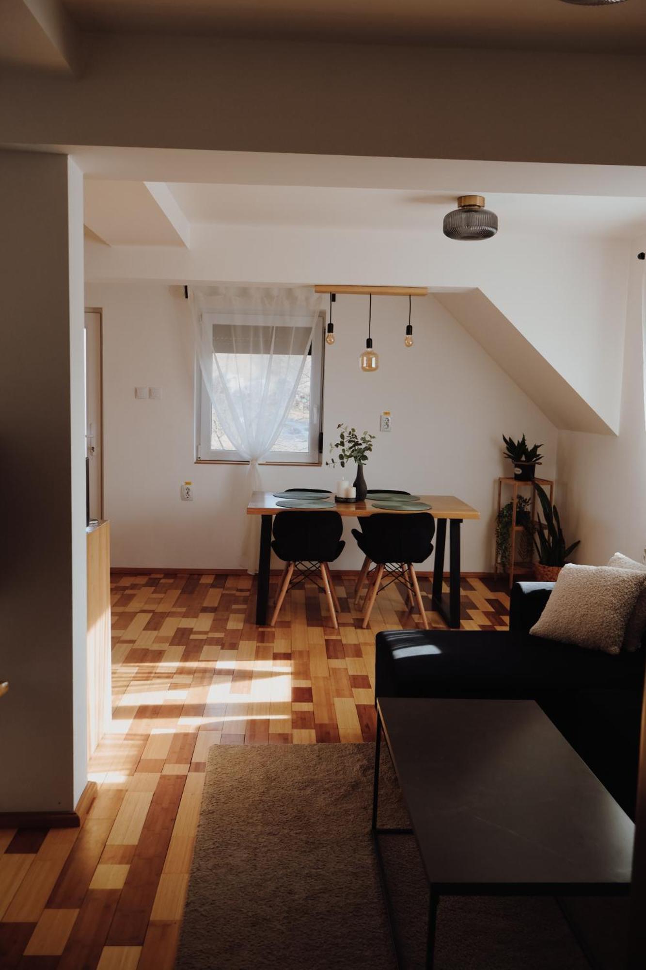 אודורהיו סקוייסק Doux Apartman מראה חיצוני תמונה